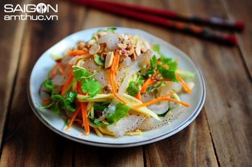 Cách làm món nộm sứa xoài xanh lạ miệng mà ngon