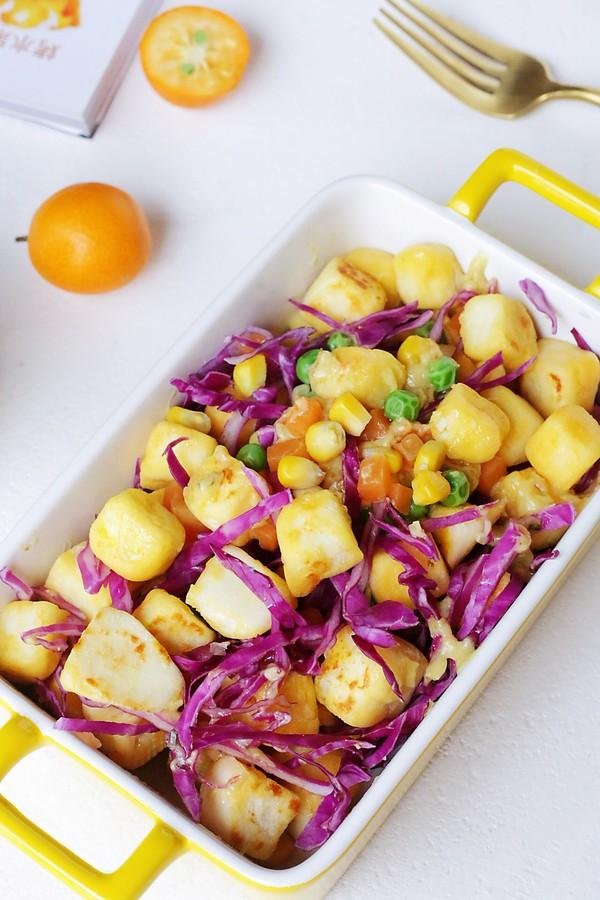 Bữa tối chỉ cần một đĩa salad thế này vừa ngon miệng lại giúp giảm cân